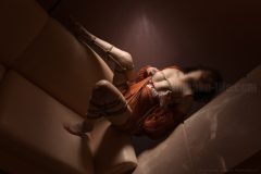 Kaguraさん脚縛り緊縛写真