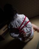 Kaoriさん緊縛写真 後手縛り・股縄
