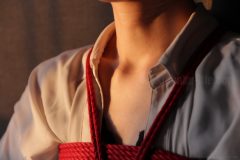 Maikoさん緊縛写真 胸の飾り縄・手錠縛り・脚縛り