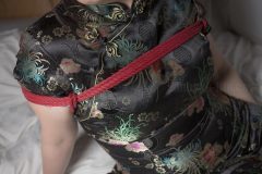 Yoruさん緊縛写真 腕縛り